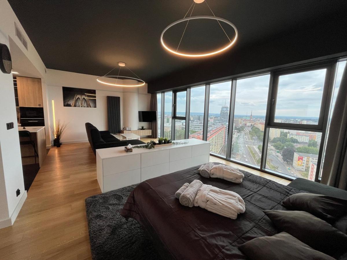 Hanza Tower - Luxurious Apartment 60M2 - 15Th Floor City View Szczecin Bagian luar foto