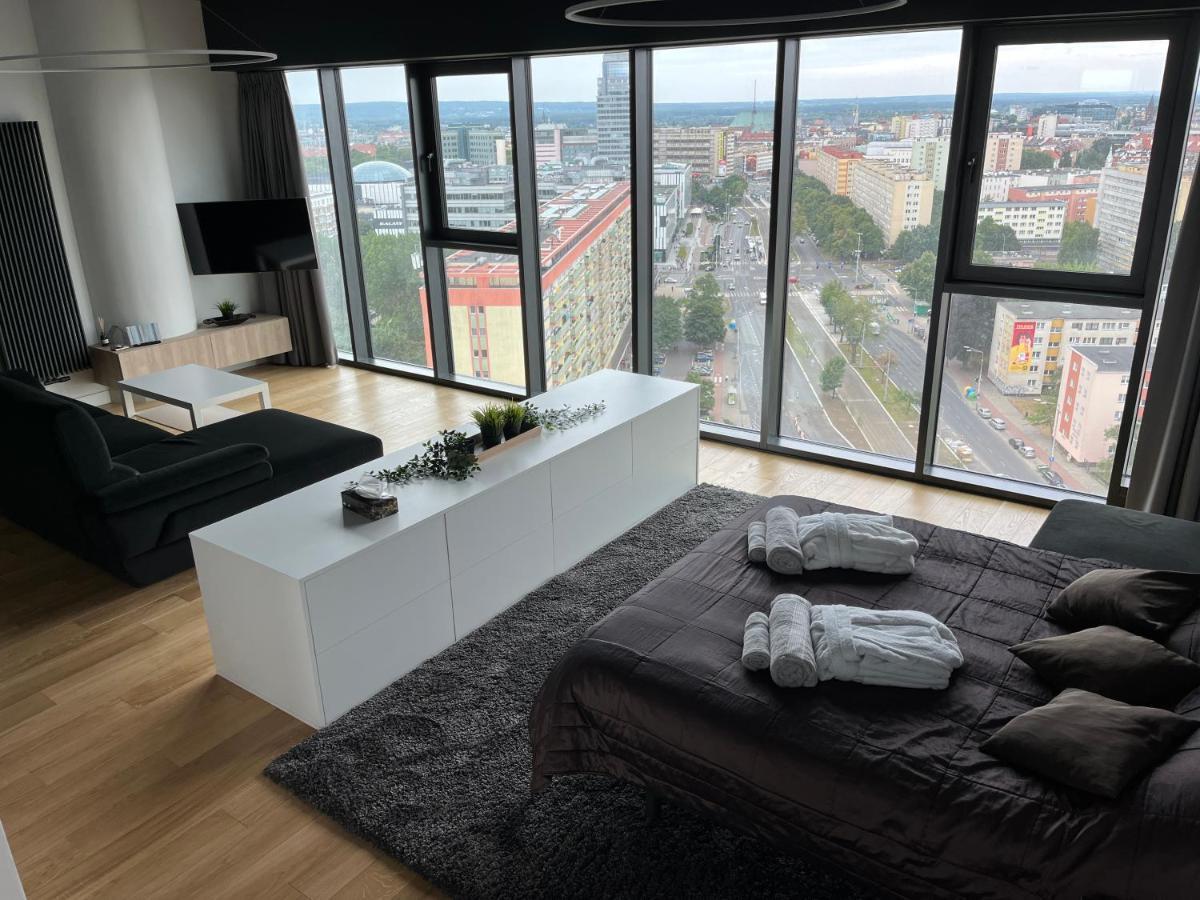 Hanza Tower - Luxurious Apartment 60M2 - 15Th Floor City View Szczecin Bagian luar foto