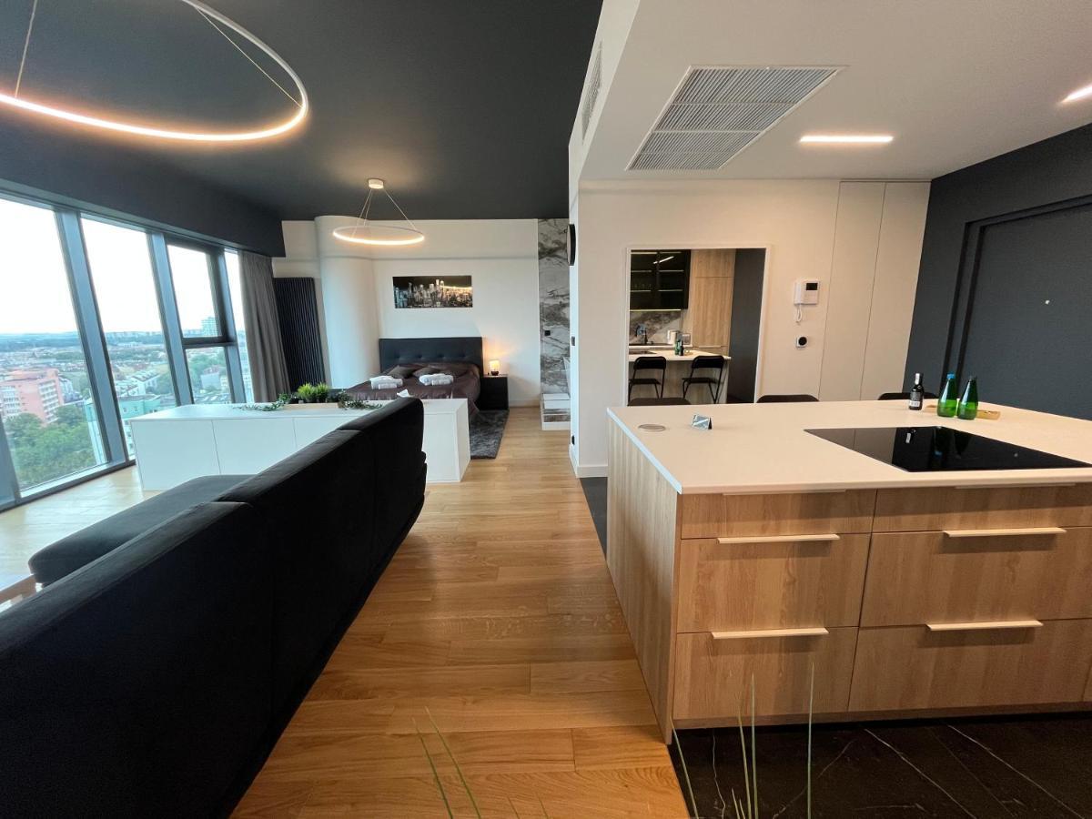 Hanza Tower - Luxurious Apartment 60M2 - 15Th Floor City View Szczecin Bagian luar foto